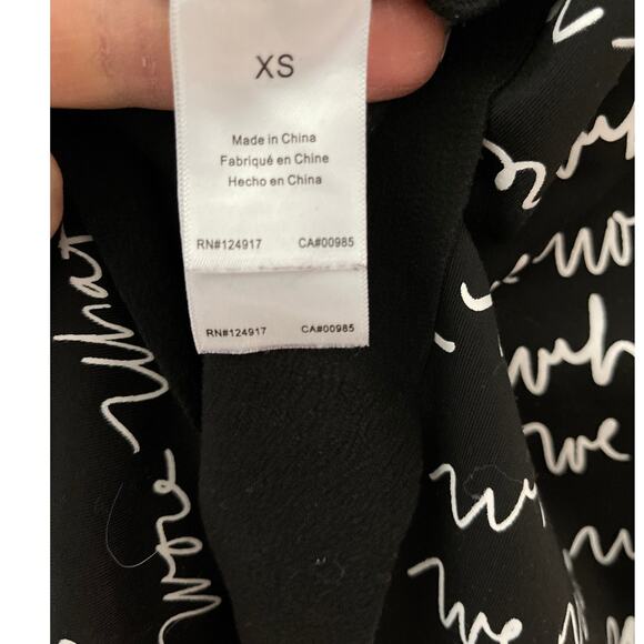 We Wore What Black & White Logo Scribbled‎ Oversized Cropped Sweatshirt Size XS - Picture 6 of 8